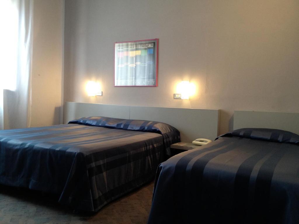 Hotel Milano Pistoia Quarto foto